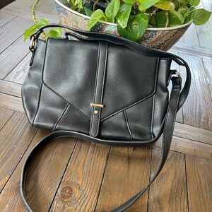 Catmicco black vegan leather Crossbody top handle bag